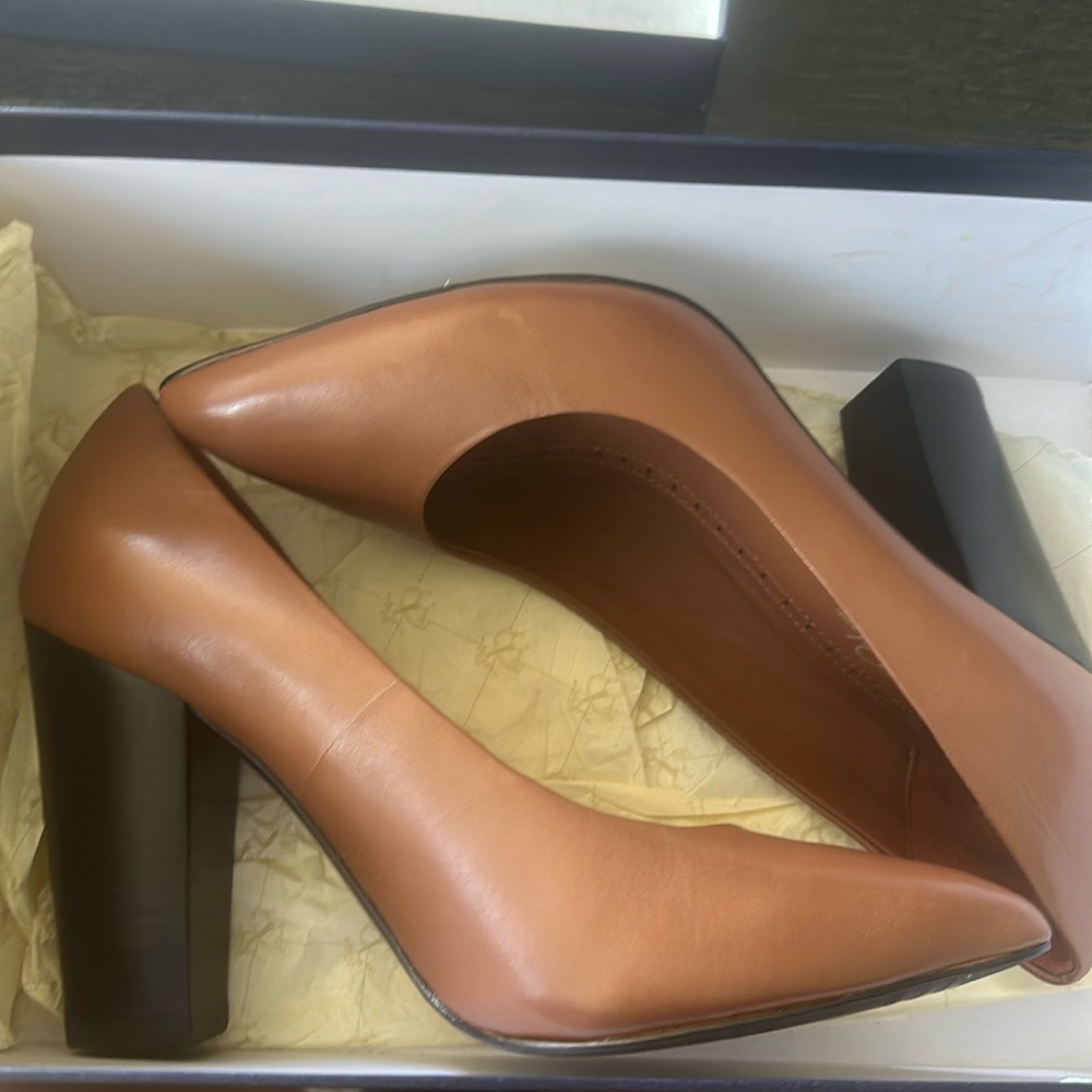 Brooks Brothers Heels